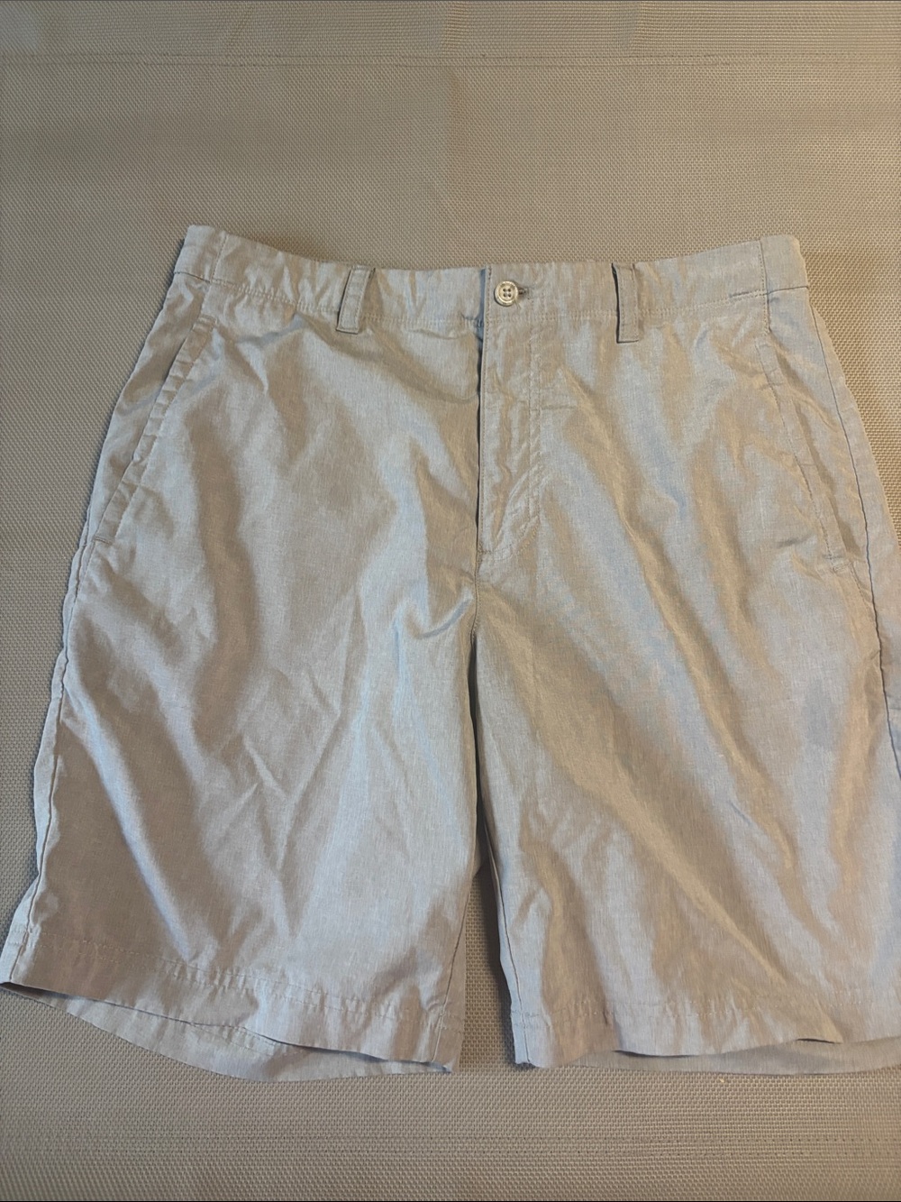 Nicklaus Men's Flat-Front Light Gray sz 32 elastic waistband Shorts EUC
